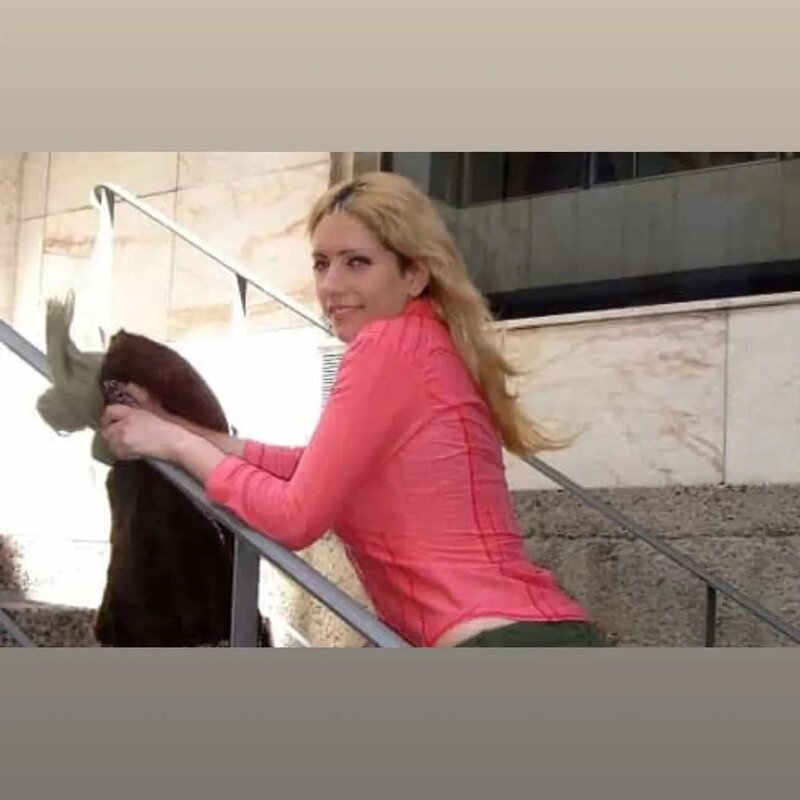 Confirm pozele, rasfat si relaxare cu masaj erotic